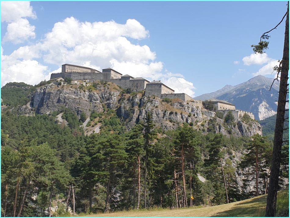 Anstieg Col de l'Iseran.jpg